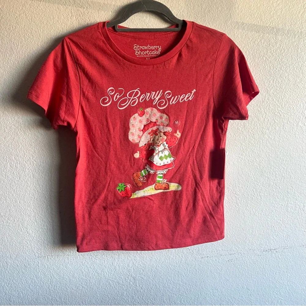 Strawberry Shortcake Berry Sweet
T-Shirt NWT - Picture 4 of 9